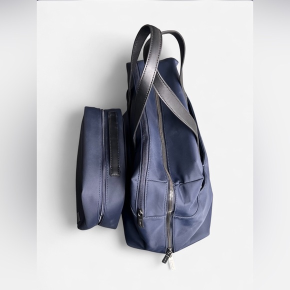 NWOT Away The Everywhere Bag + Large Toiletry Bag in Navy Blue *bundle deal* - Picture 2 of 12